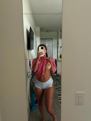 Heather , 26 Caucasian female escort, West-melbourne